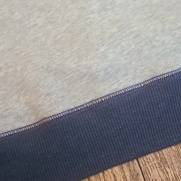 American Eagle hoodie - Picture 3 of 5